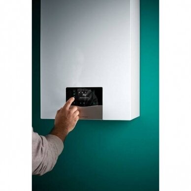 VAILLANT ecoTEC plus VU 15CS/1-5 (N-INT3) dujinis kondensacinis katilas (14.8kw) 1